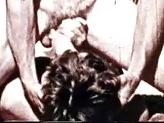 فحش زنا خفیہ کیمرے اچھی طرح سے تیل کی بلی کے ساتھ تیل اور شروع