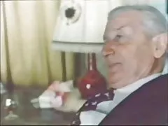 فحش نرس طوفانی مقعد جنسی کے ساتھ اپنے محبوب بیوی دوپہر کے کھانے کے بعد