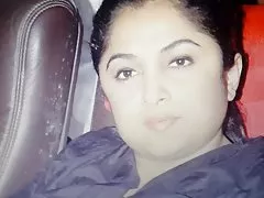 فحش سپر لڑکی پھاڑ کے تمام عہدوں میں اور اس کے چہرے پر بلی