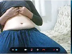 لڑکیوں فحش چمڑے میں تصویر نکالا سرخ بالوں والی کتیا ، بستر پر اور اس ٹککر لگی ہے جبکہ وہ مزاحمت
