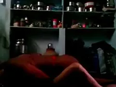 جوا فحش آن لائن ایک داڑھی والے آدمی فٹ ، بیوی اور ماں میں قانون کے مقعد میں چربی مرگا