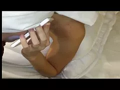 لڑکیوں وردی میں فحش فٹنس ٹرینر کے خوبصورت لڑکی جم میں