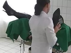 فحش بیٹے کی بیوی سنہرے بالوں والی ، مشت زنی ، شاور میں